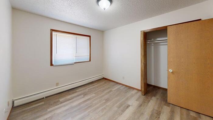 1100 Pleasant St #7 - Photo 3 of 10