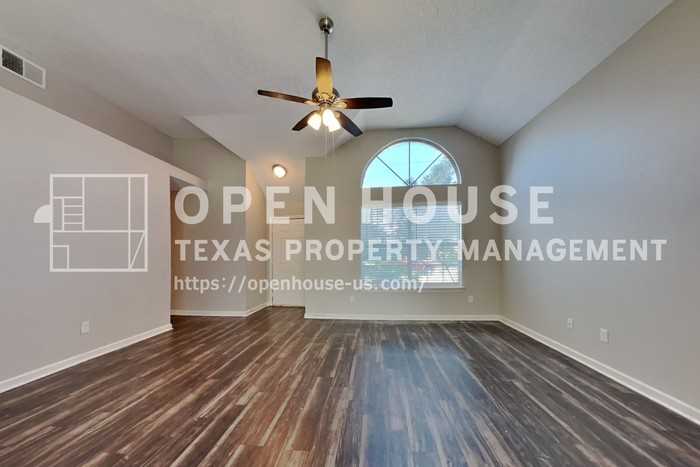 10316 Concord Dr - Photo 4 of 20