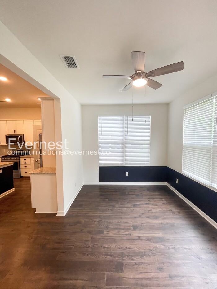 806 Sunset View Dr - Photo 6 of 30