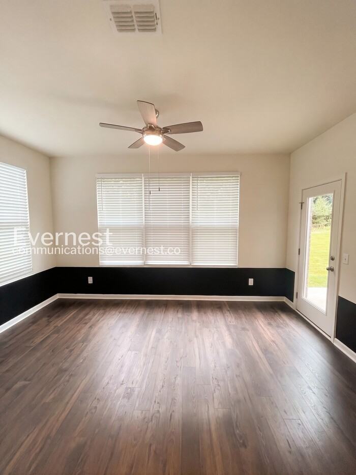 806 Sunset View Dr - Photo 7 of 30
