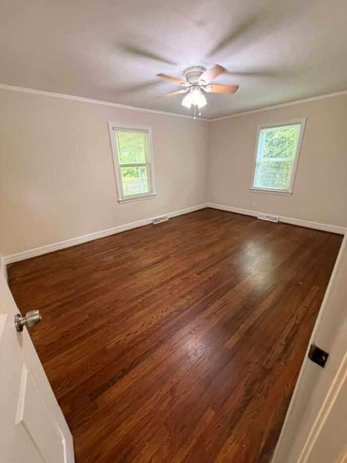 10 Tipperary Ln - Photo 4 of 17