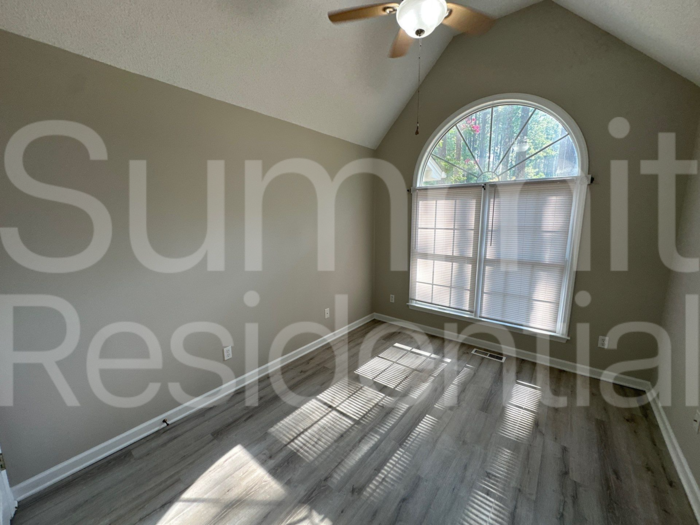 7112 Deer Brook St - Photo 7 of 11