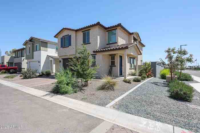 3361 S 179th Dr - Photo 2 of 33