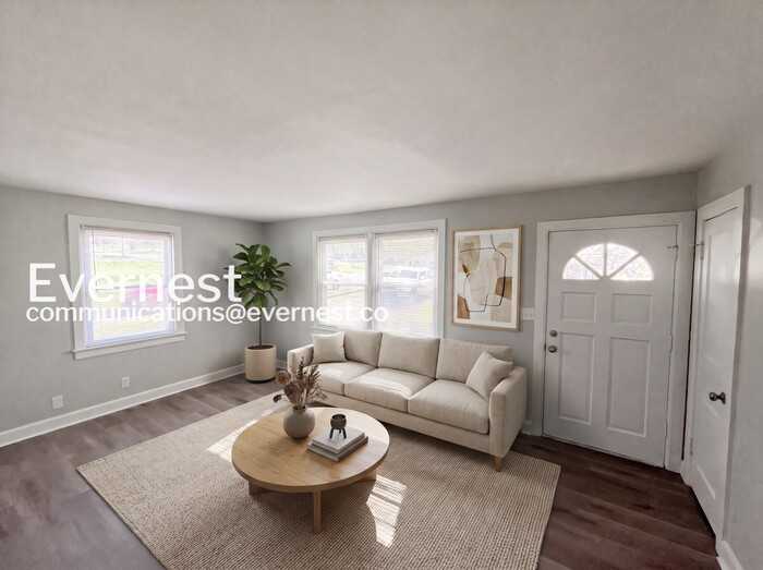 149 Dellway Dr - Photo 3 of 21