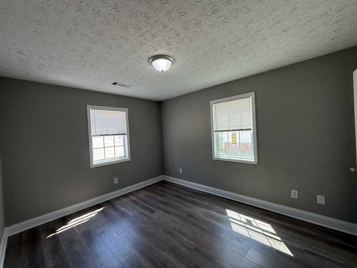 289 Westchester Dr #1 - Photo 7 of 19