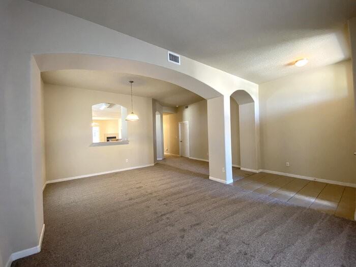 2132 Palenque Dr Se - Photo 4 of 28