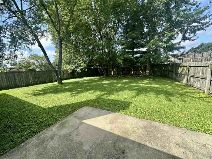 5960 Sycamore Forge Ln - Photo 6 of 20