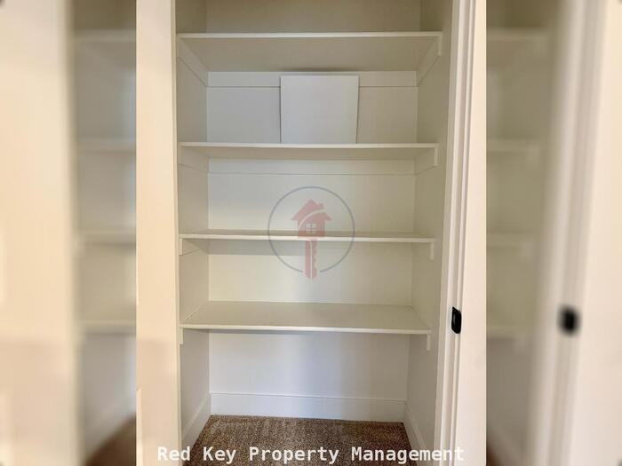 119 E 730 N #B - Photo 6 of 8