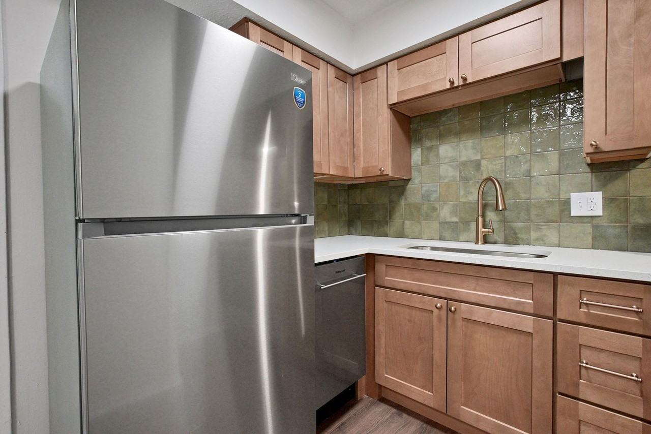 2721 Brianlane Blvd #2721 - Photo 2 of 25