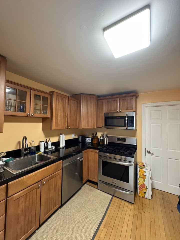 183 Babcock St #1