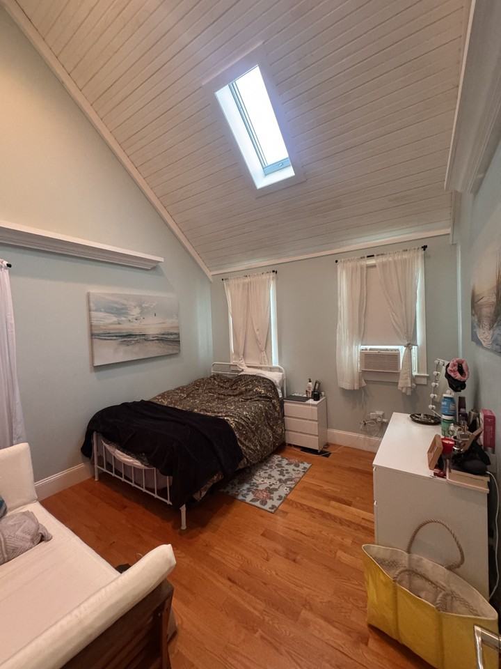 183 Babcock St #1 - Photo 6 of 8