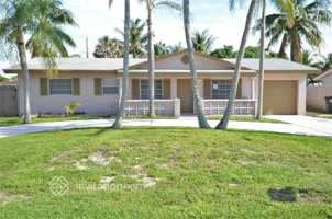 featured image of 458 Ne 38th St