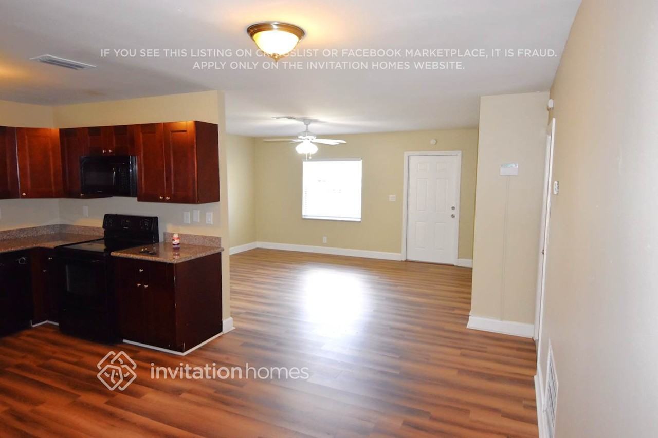 9681 Sw 2nd St - Photo 5 of 9