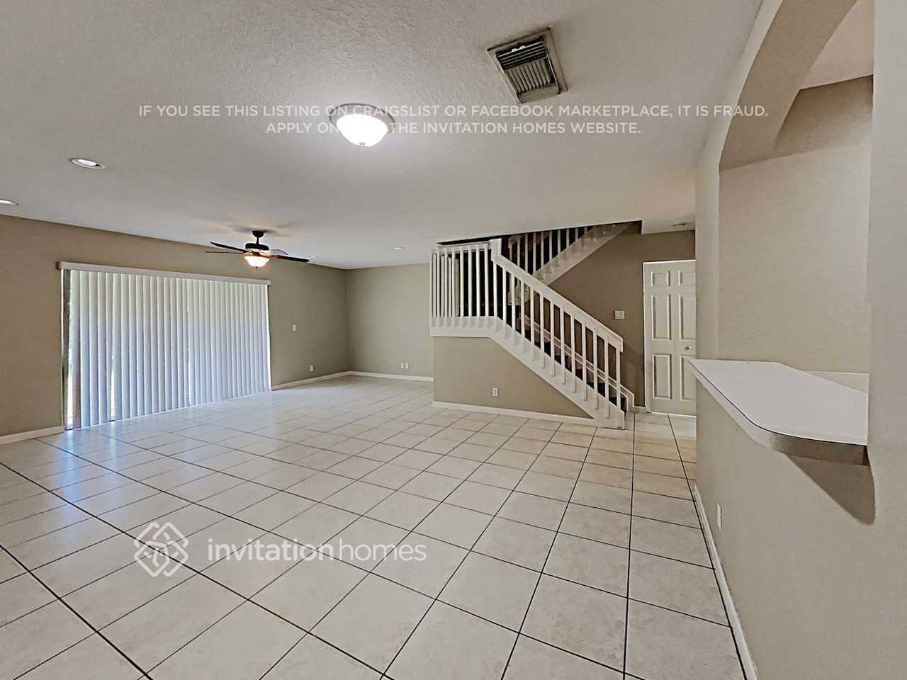 6114 Whalton St - Photo 5 of 19