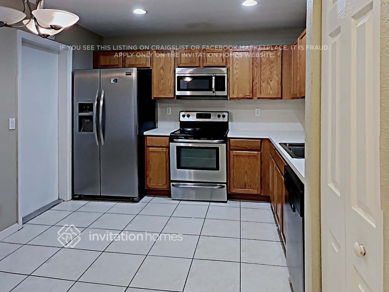 6114 Whalton St - Photo 7 of 19