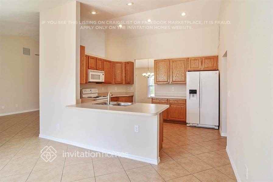 3597 Sw Ronald St - Photo 6 of 20