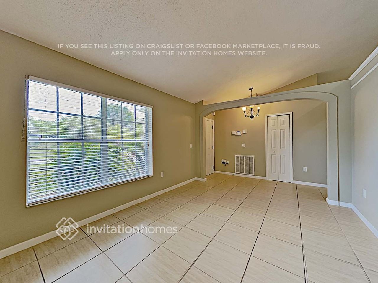 2110 Sw Algiers St - Photo 4 of 17
