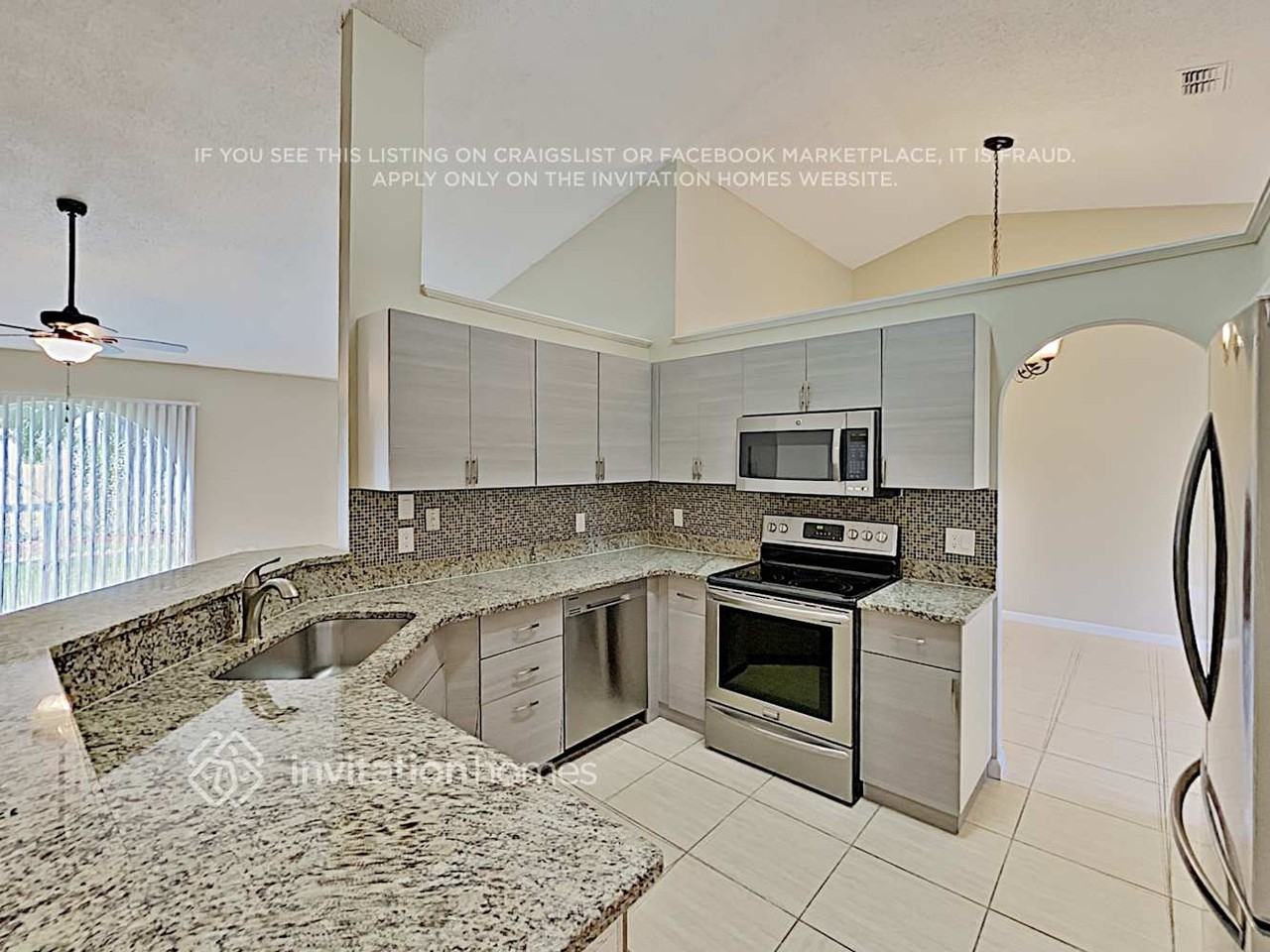 2110 Sw Algiers St - Photo 7 of 17