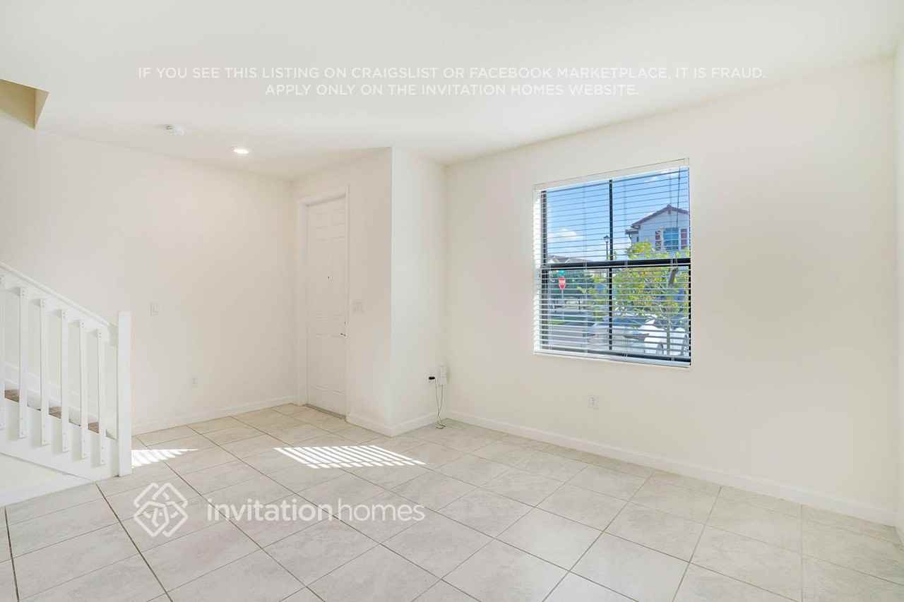 3373 Wterrace - Photo 3 of 24