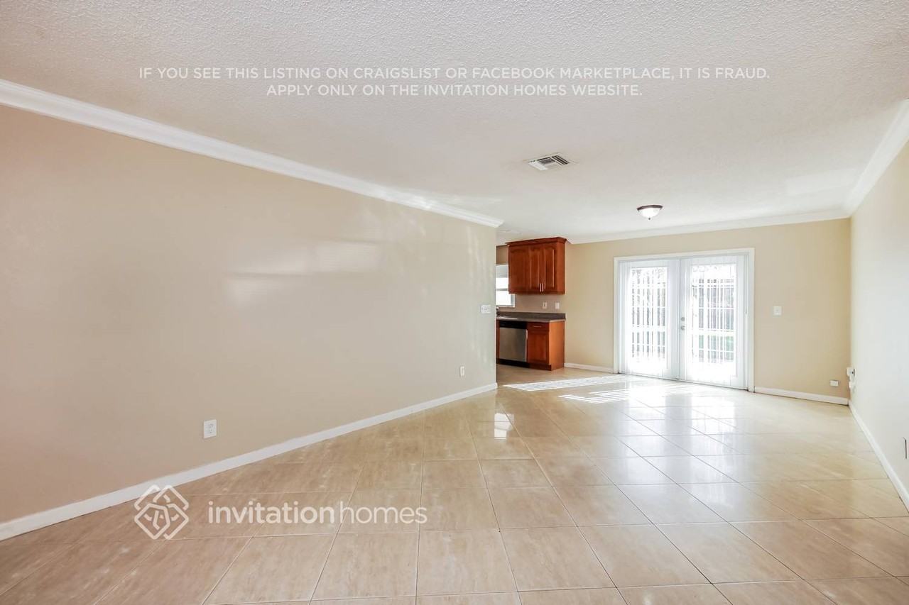 7750 Nw 45th Ct - Photo 4 of 17