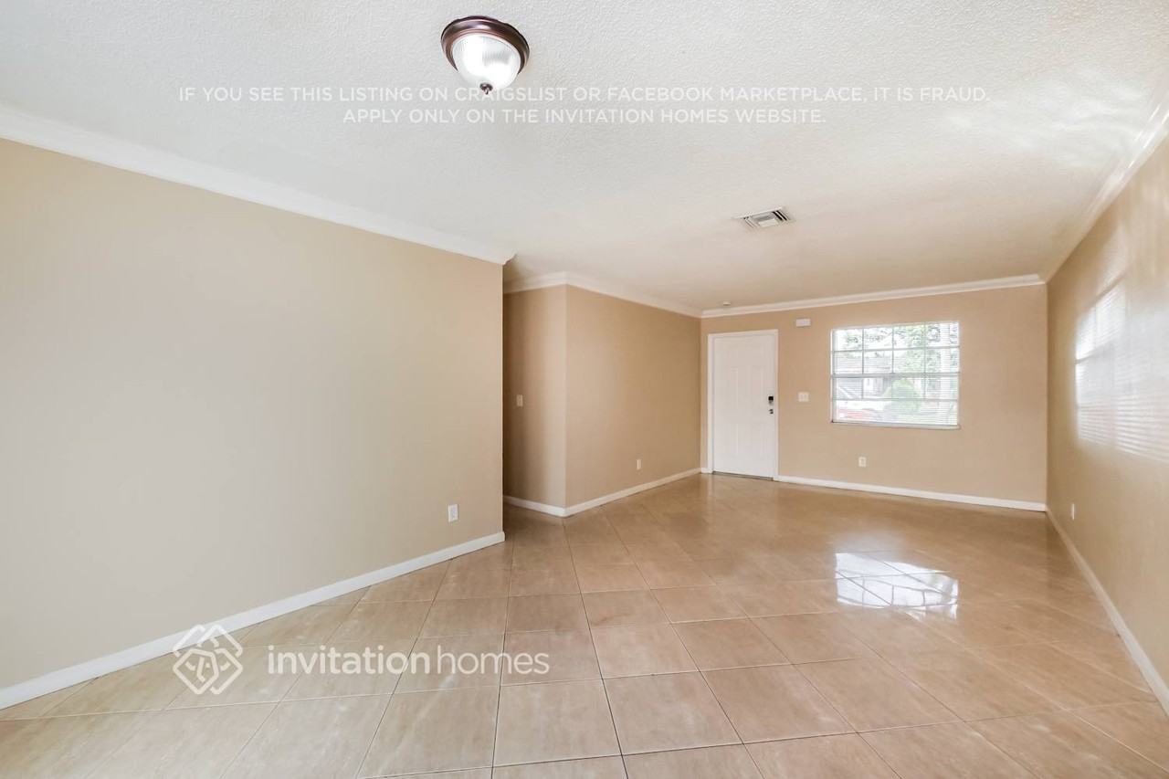 7750 Nw 45th Ct - Photo 6 of 17