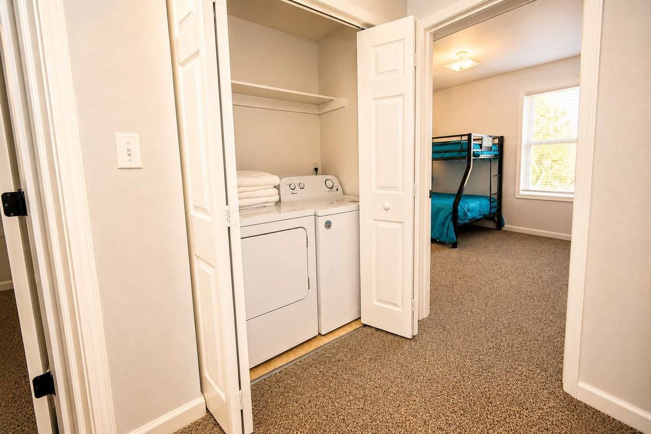 311 Atlantic Ave #1533635P - Photo 4 of 19