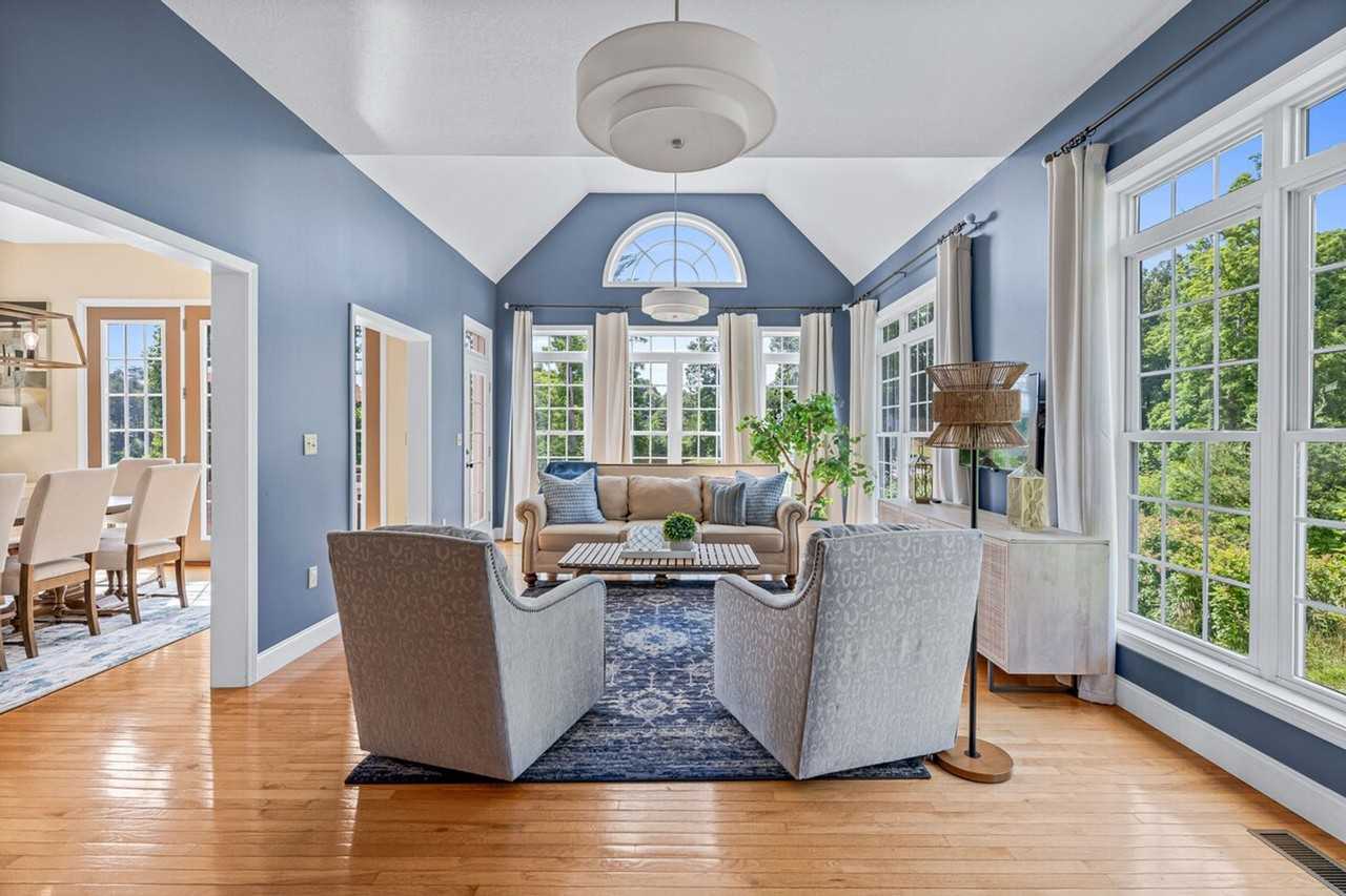 25 Nader Ave #1590571P - Photo 5 of 37