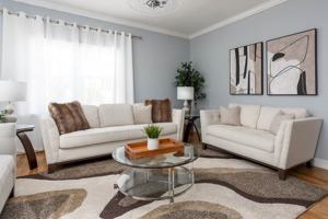 featured image of 1037 S Main St