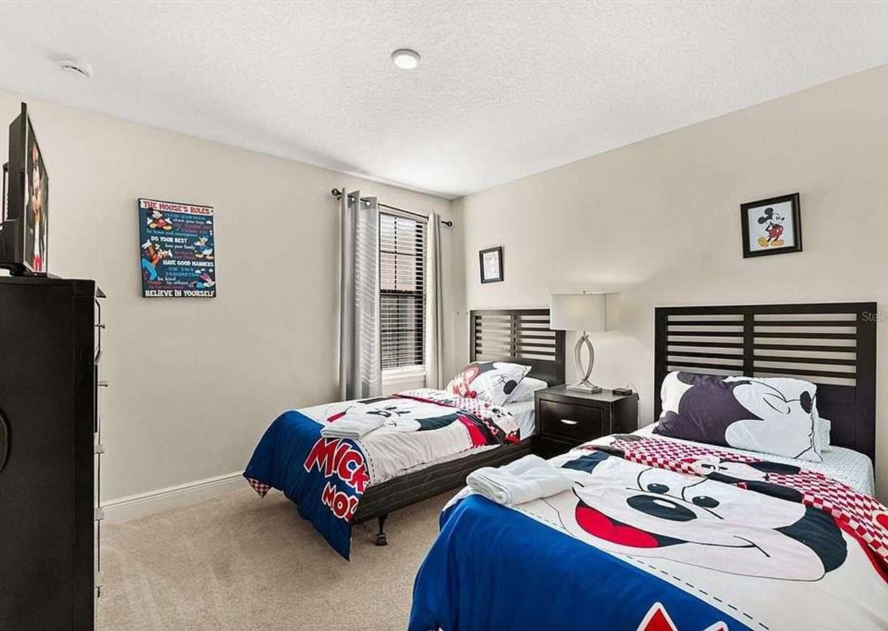 8203 Roseville Blvd #1595816P - Photo 6 of 37