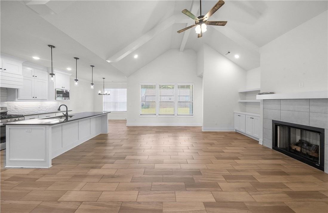 2040 Myrrh Pl - Photo 5 of 28