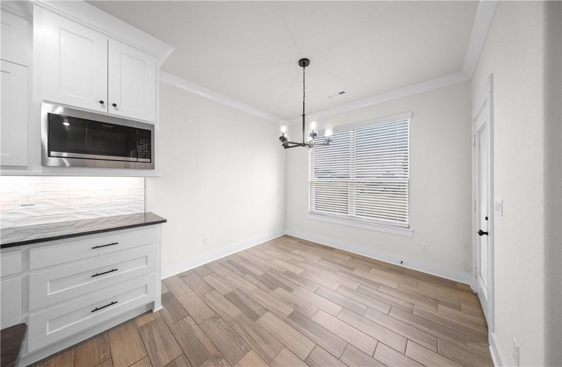 2040 Myrrh Pl - Photo 6 of 28