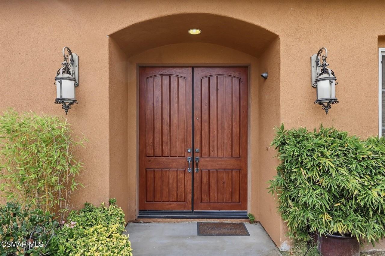 9651 Sagebrush Ave - Photo 4 of 50
