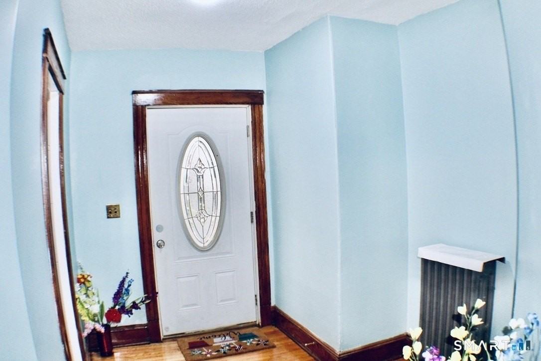 51 Brownell Ave #1stFL - Photo 6 of 9