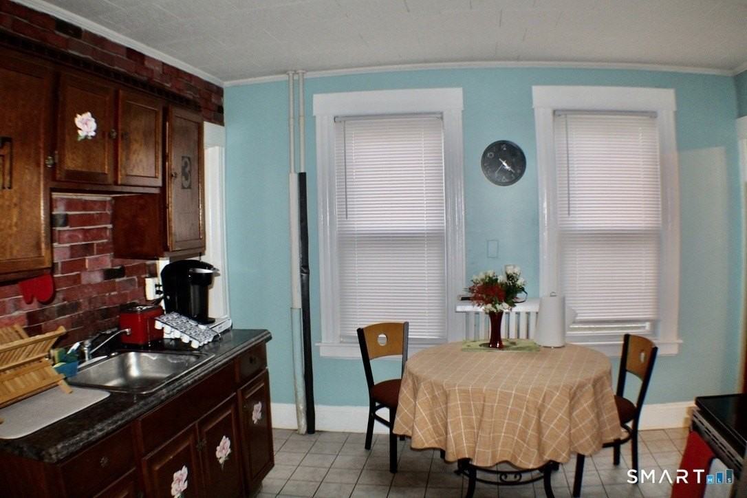 51 Brownell Ave #1stFL - Photo 7 of 9