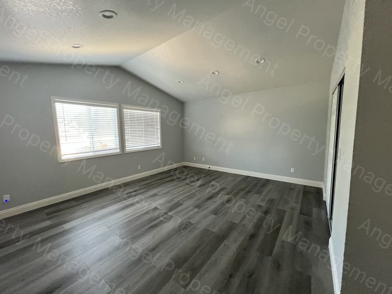 5221 Moonlight Way #1 - Photo 4 of 40