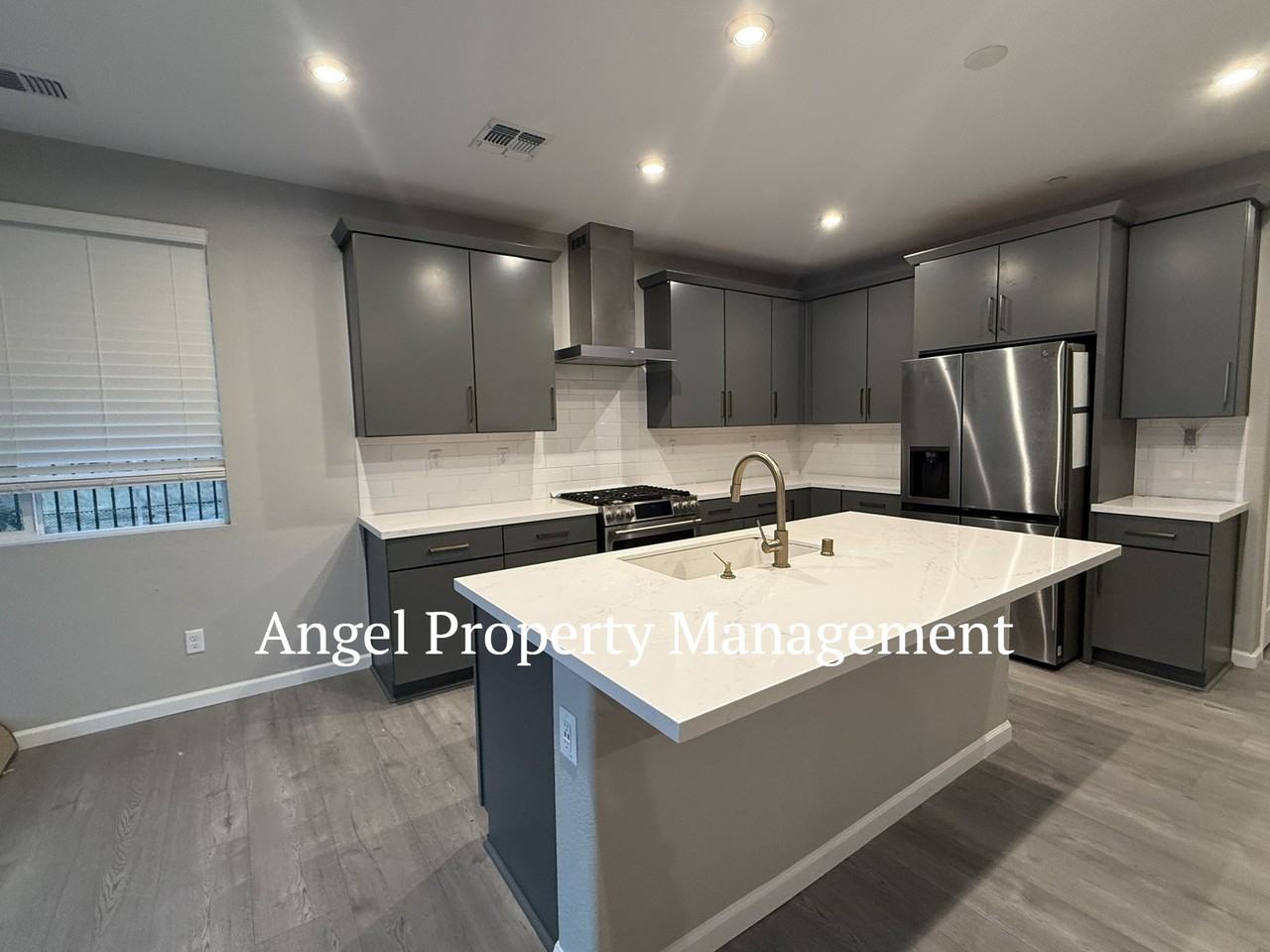 433 Fuchsia Ct #1 - Photo 6 of 26