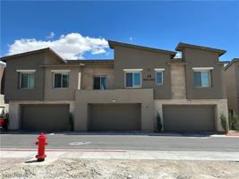 featured image of 600 N Carriage Hill Dr #1043