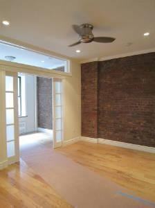 W 103rd St #5D - Photo 2 of 6