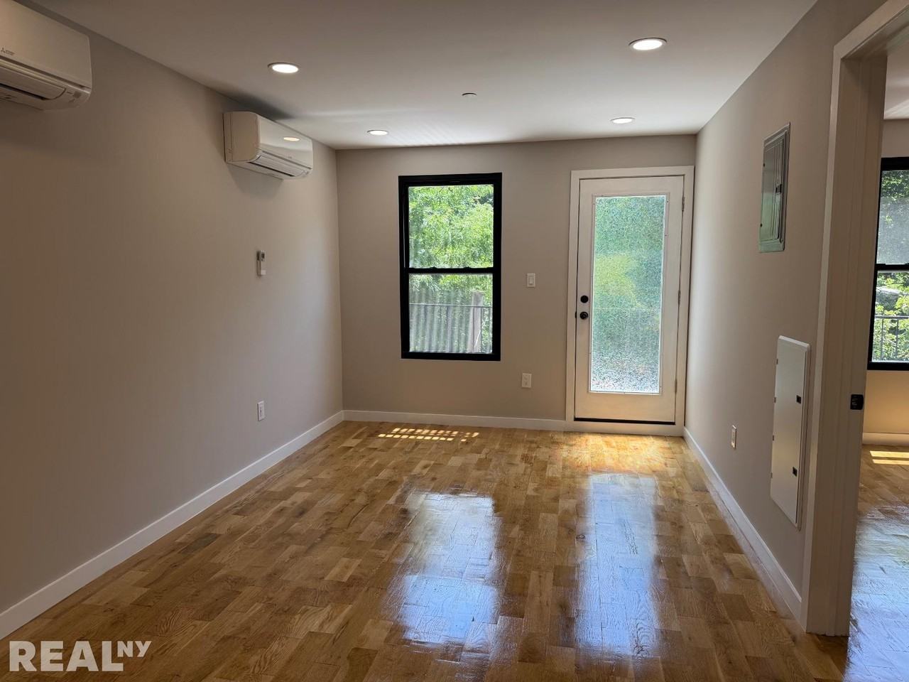 W 169th St #301 - Photo 2 of 8