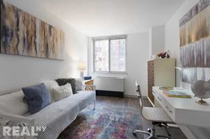 featured image of 1040 Franklin D Roosevelt Dr #16L30