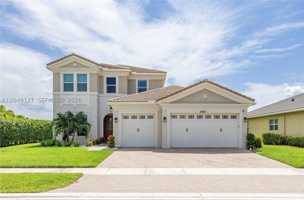 featured image of 5850 Whippoorwill Cir