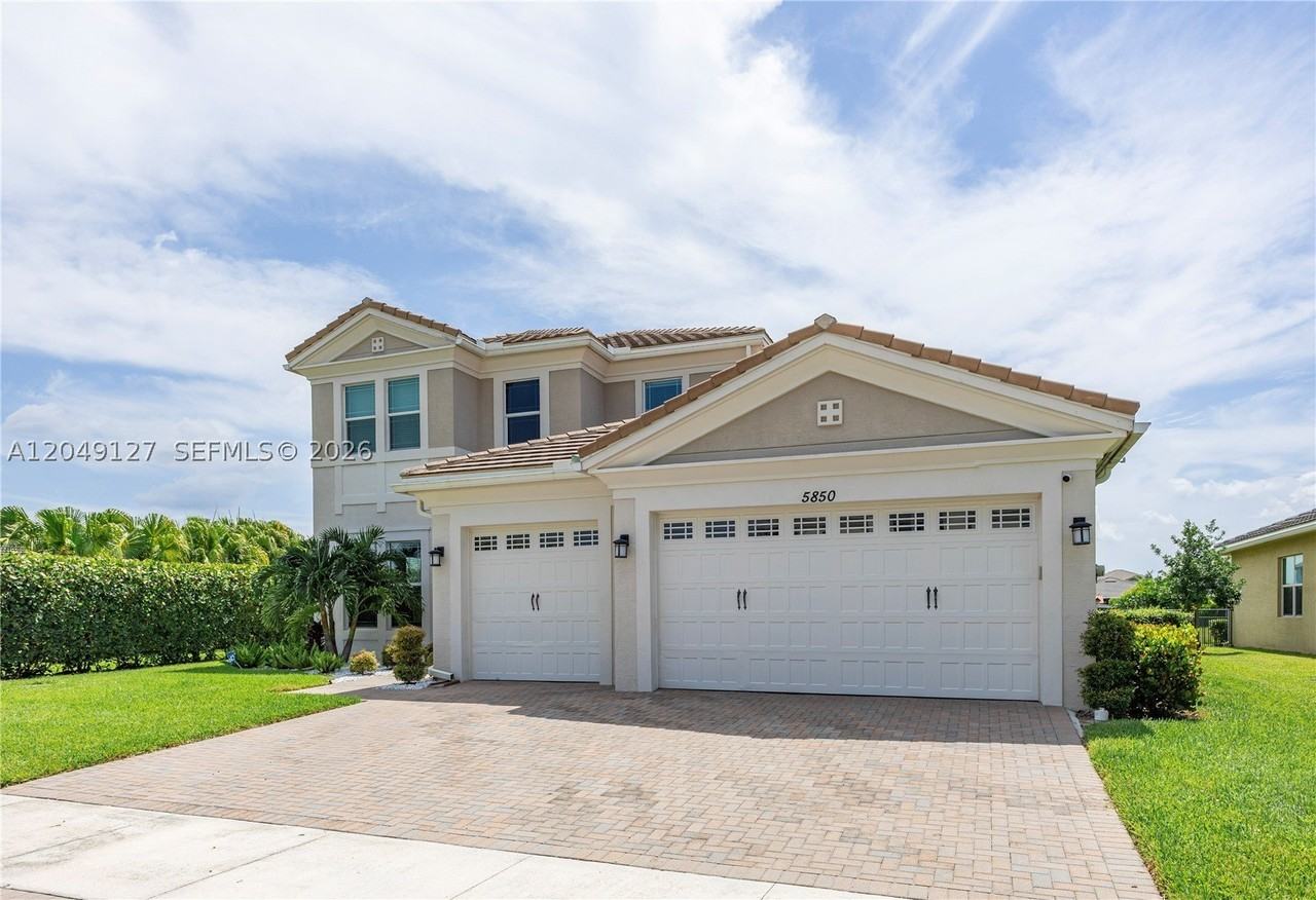 5850 Whippoorwill Cir - Photo 4 of 50