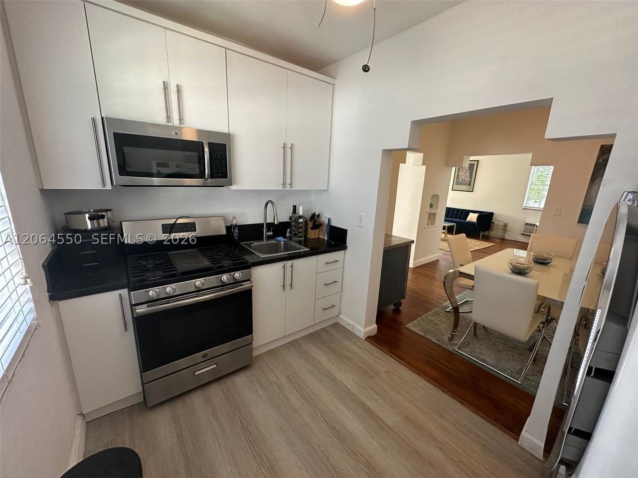 1309 Euclid Ave #8 - Photo 7 of 13