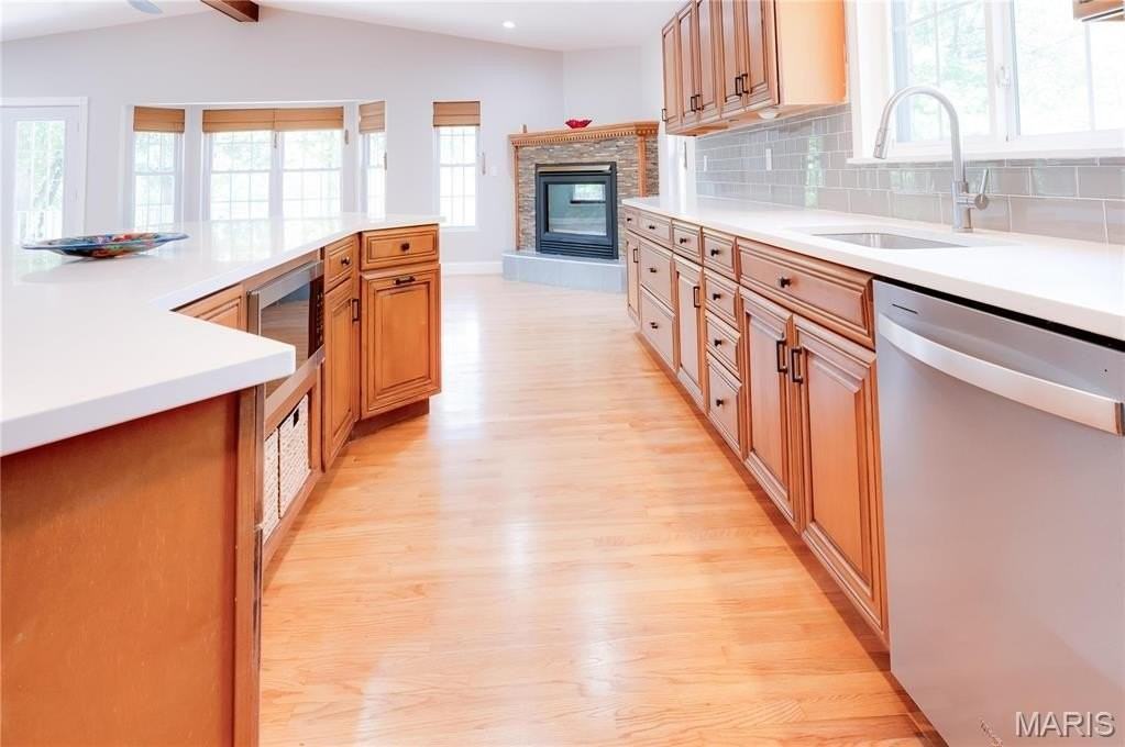 327 Royal Village Dr - Photo 5 of 41