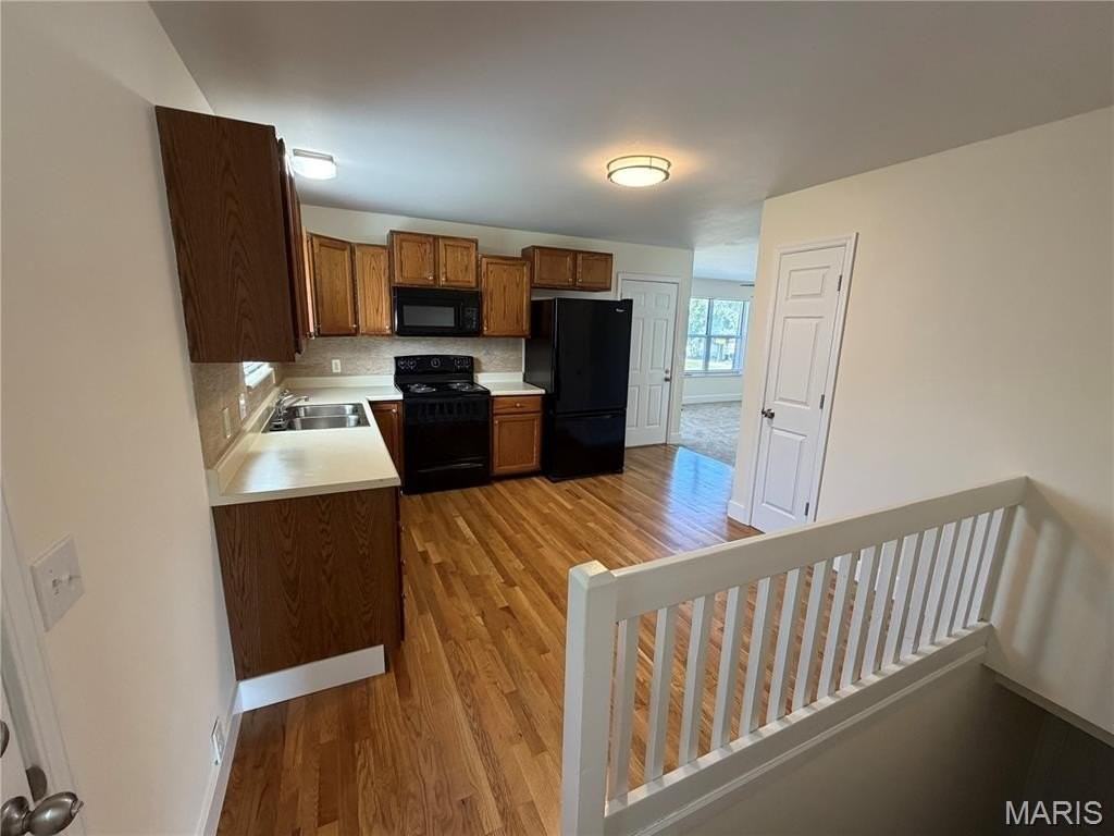 962 Windstream Dr - Photo 4 of 27