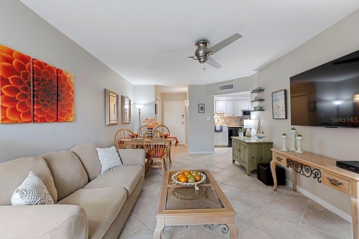10365 Paradise Blvd #21 - Photo 4 of 17