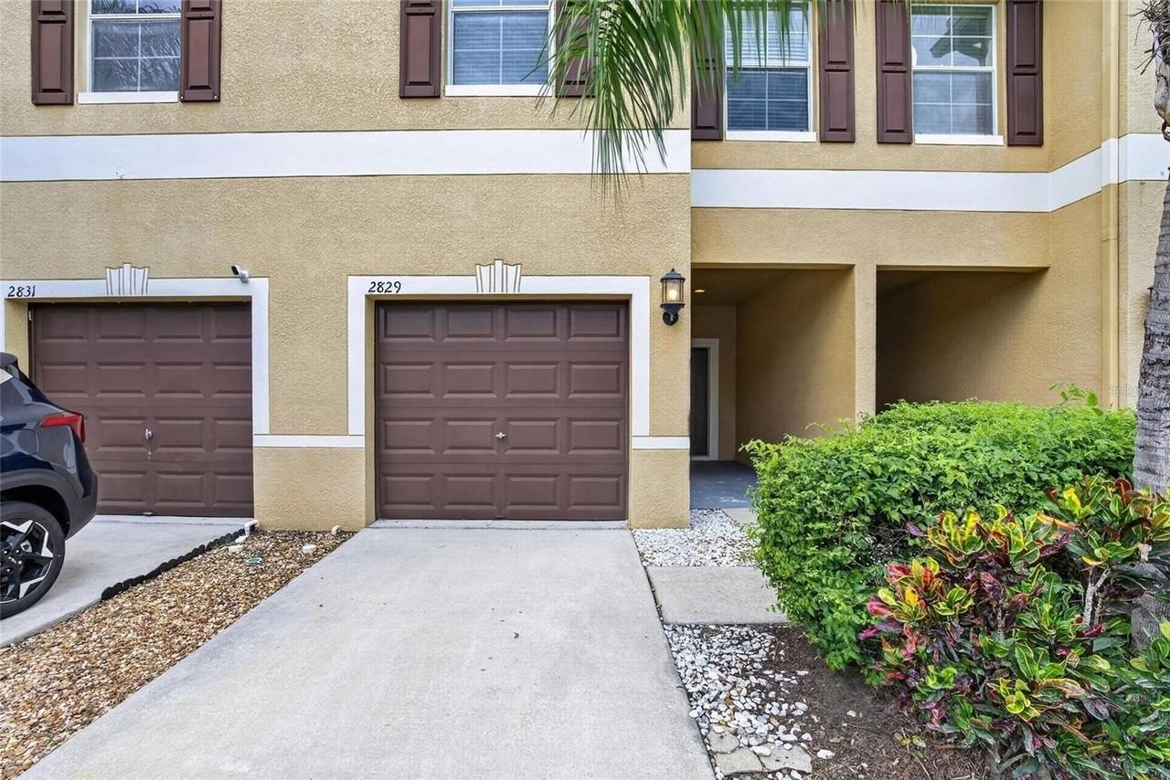 2829 Santego Bay Ct - Photo 3 of 50