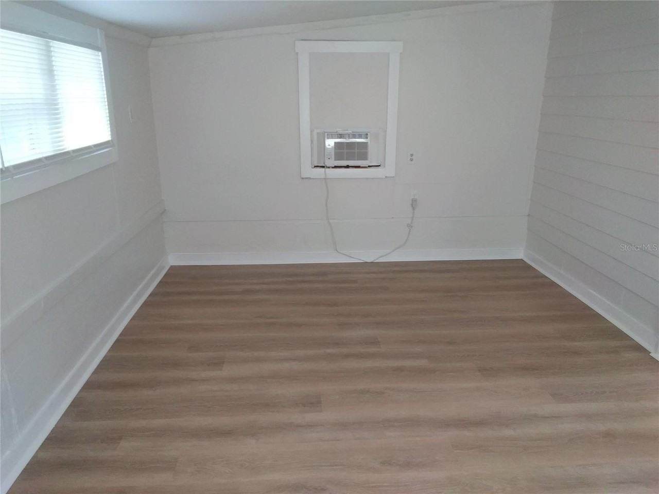 2609 4th St S #2 - Photo 3 of 11