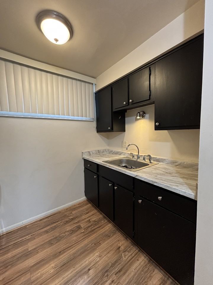 150 Summit View Ct #150 - Photo 3 of 10