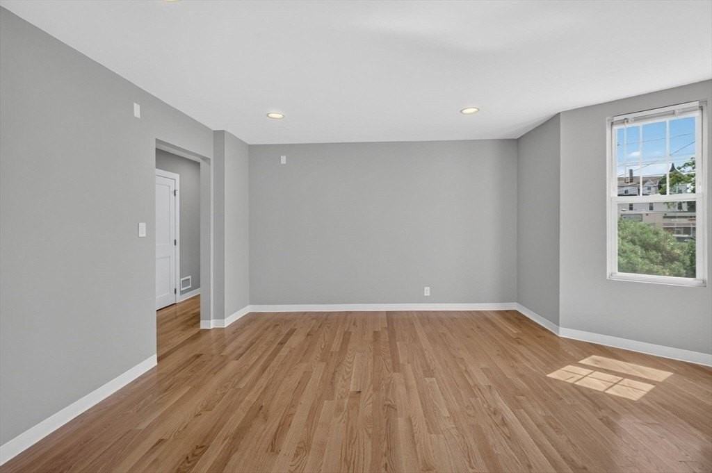 311 Central St #1 - Photo 4 of 27